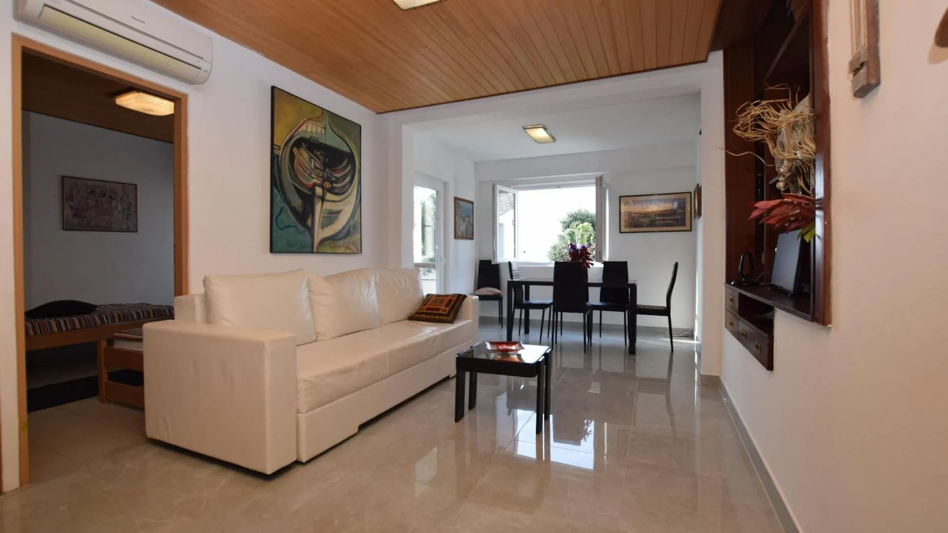 Apartment Marina Petrcane 0*,