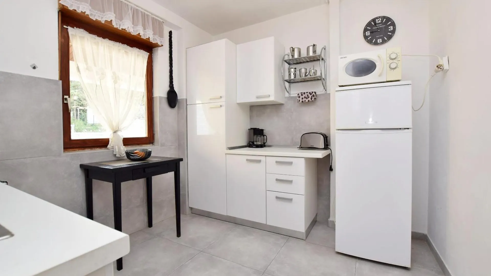 Apartment Marina Petrcane 0*,