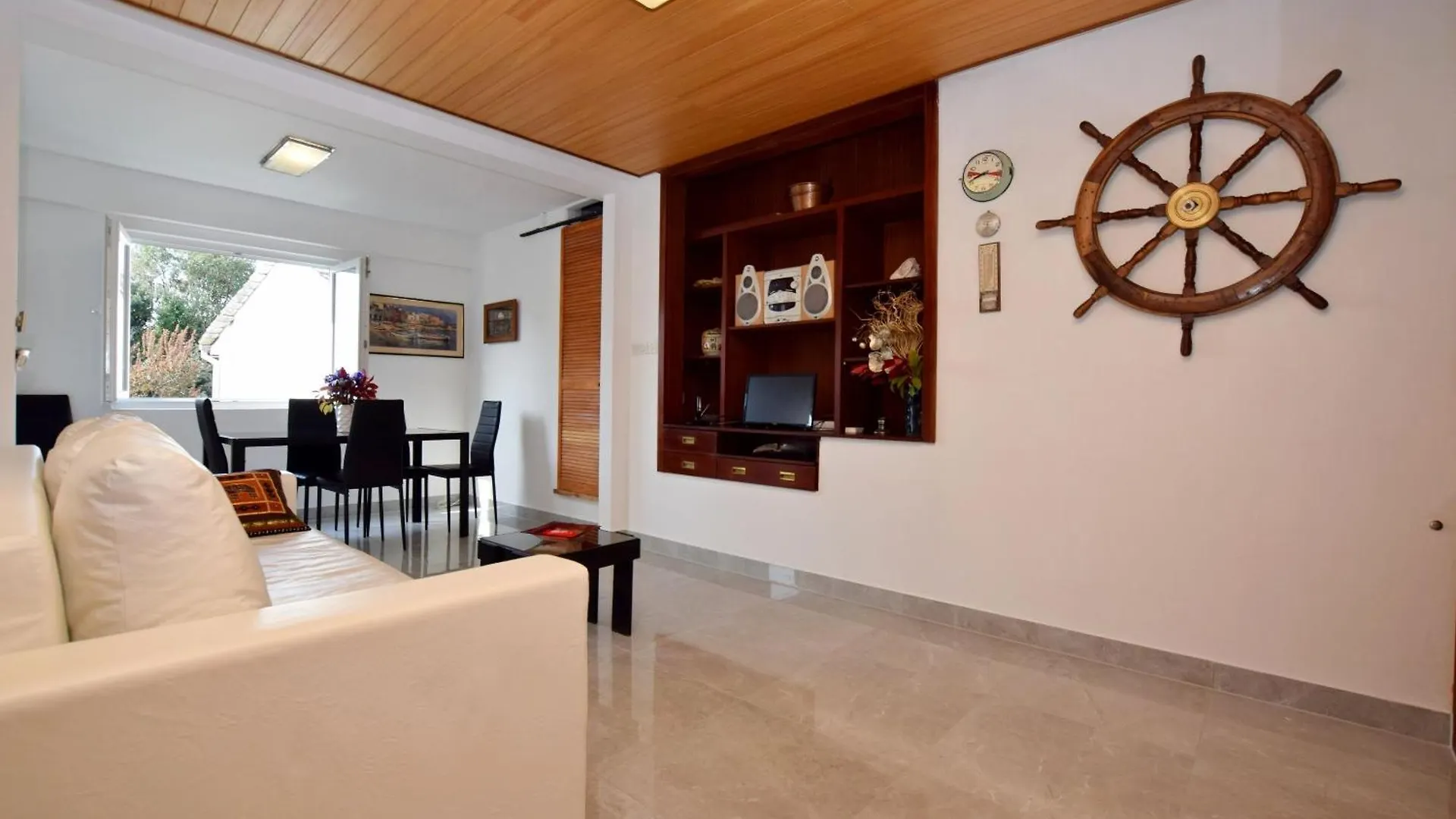 Apartment Marina Petrcane