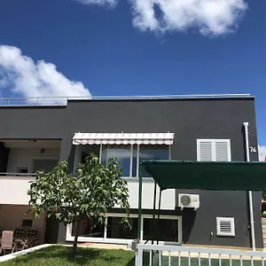  Apartman Nina